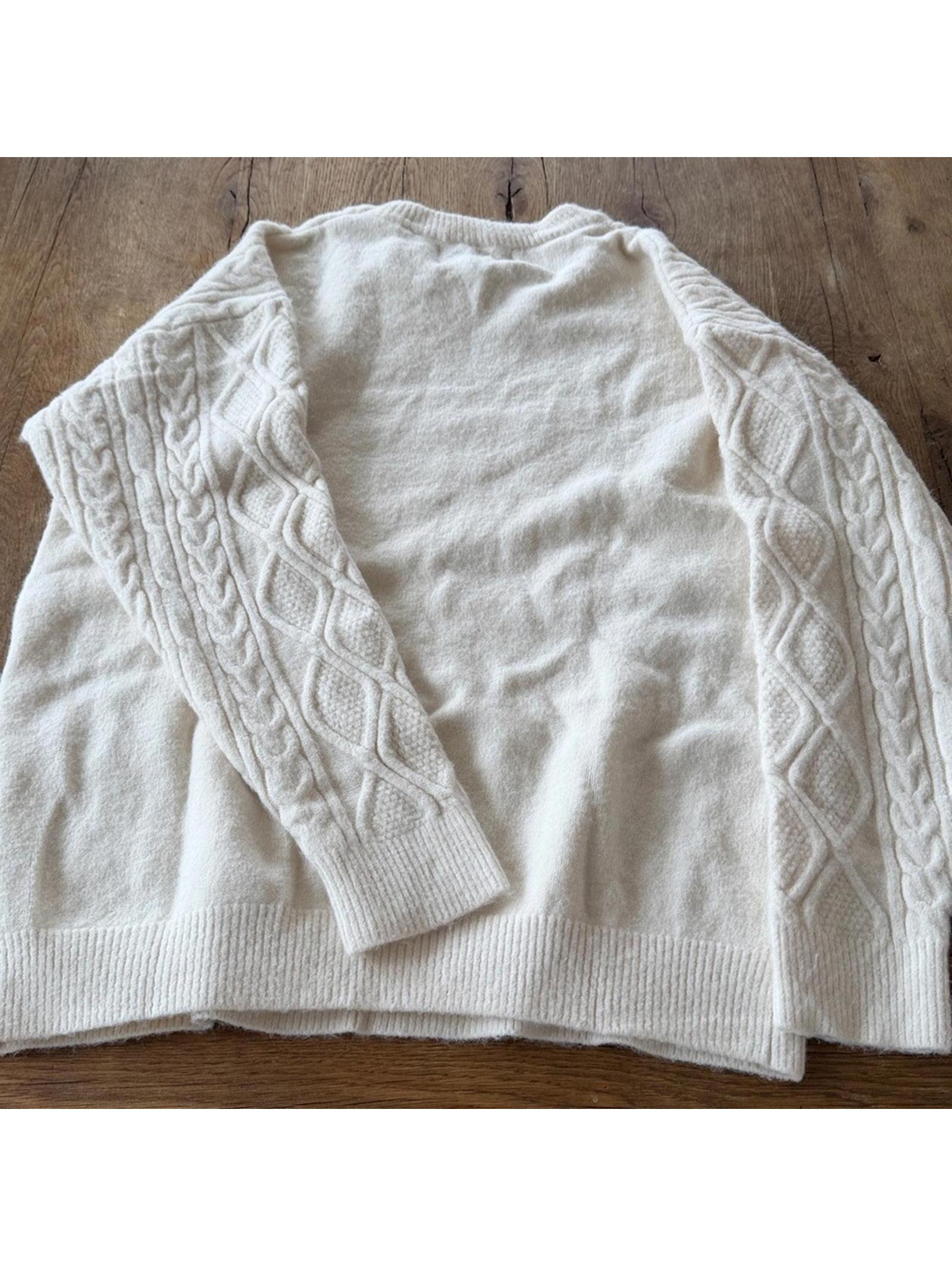 Aelfric Eden Cream Cable Knit Crewneck Sweater Large Nwt — image 7 of 7